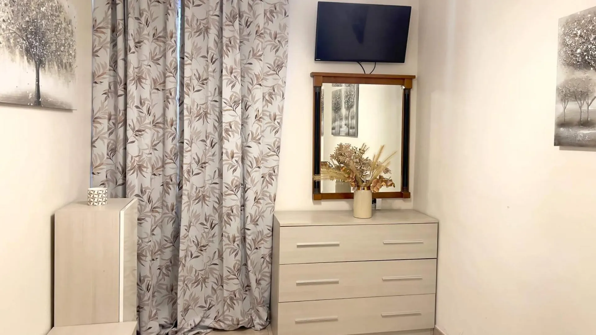 Ariana Apartments Rom